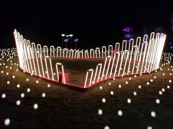 LED 360 degree tube Park application