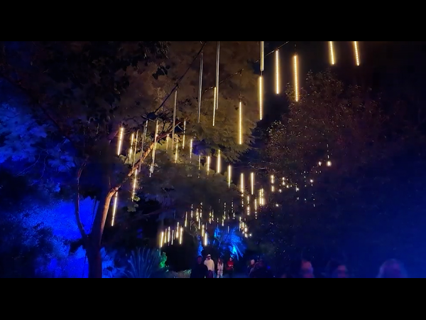 LED Meteor Tube — Unveiling a New Dreamy Night - tour Experience